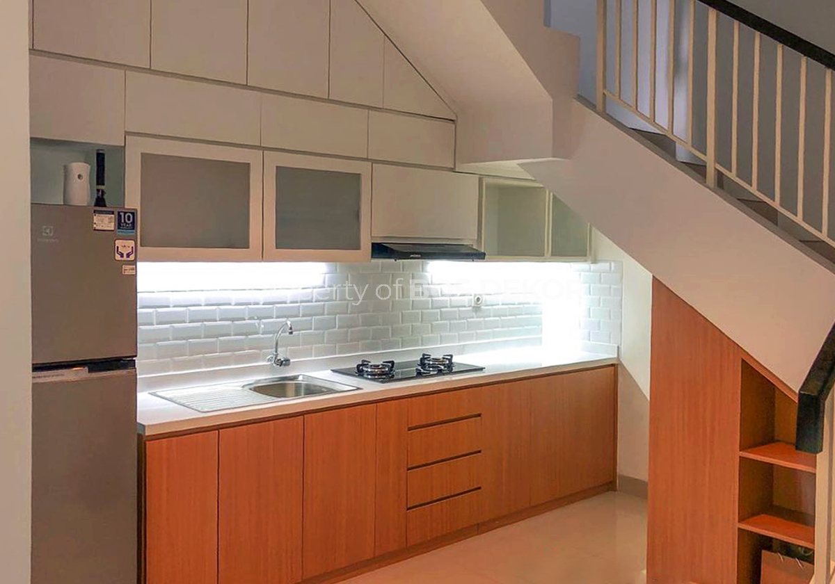 Thumbnail Kitchen Bawah Tangga 1